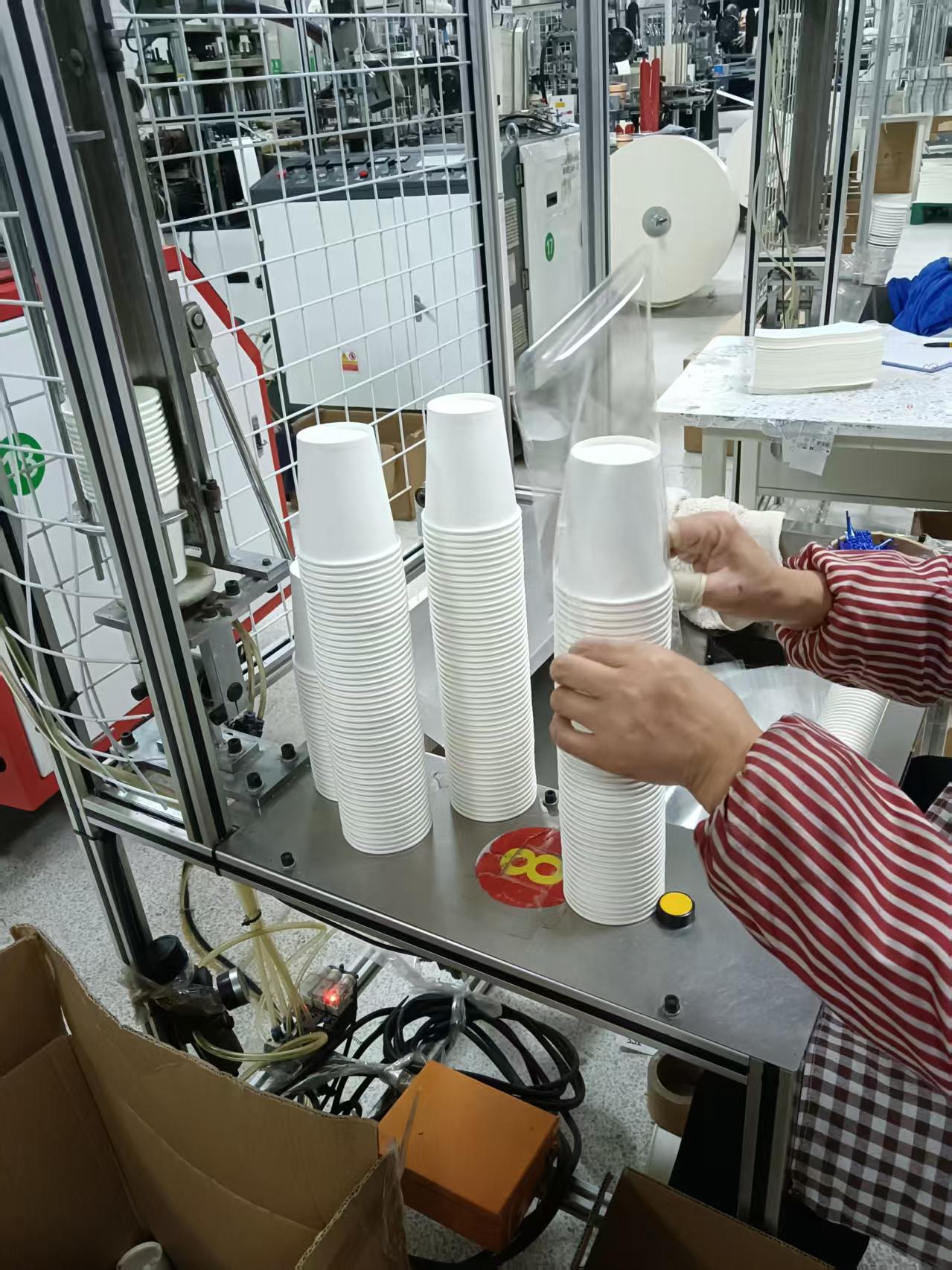 白色纸杯生产过程