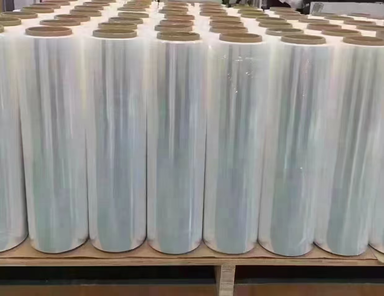 缠绕膜给我们的生产和生活带来的便利有哪些？